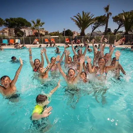 Camping Sunissim La Clape 4 By Locatour Campsite *