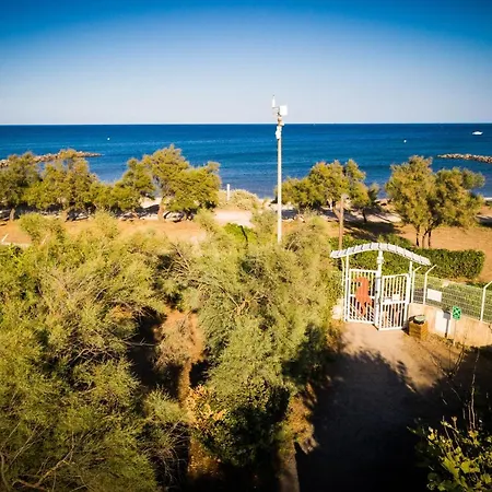 Camping Sunissim La Clape 4 By Locatour