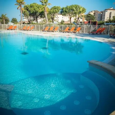 Camping Sunissim La Clape 4 By Locatour Camping Agde